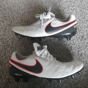 Nike tiempo cleats